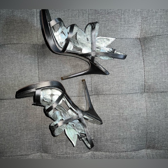 🧨SALE NINA SILVER RHINESTONE HEELS - Picture 4 of 6